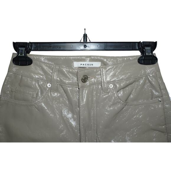 PacSun Faux Leather Boyfriend Pants – Glossy Taupe Coated – Size 23 – NWT - Picture 3 of 5